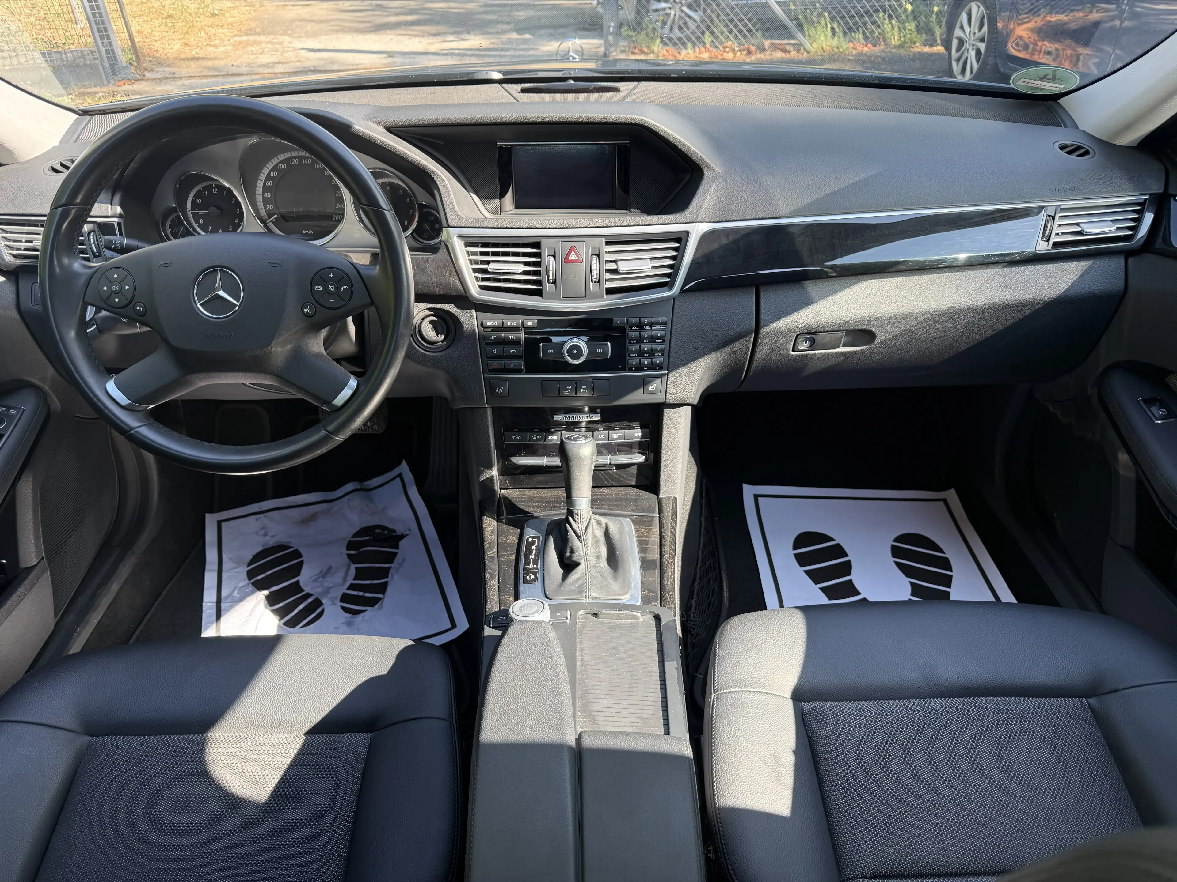Mercedes-Benz E 250 E 250 CGI BlueEfficiency (212.047), Avangard — photo 5