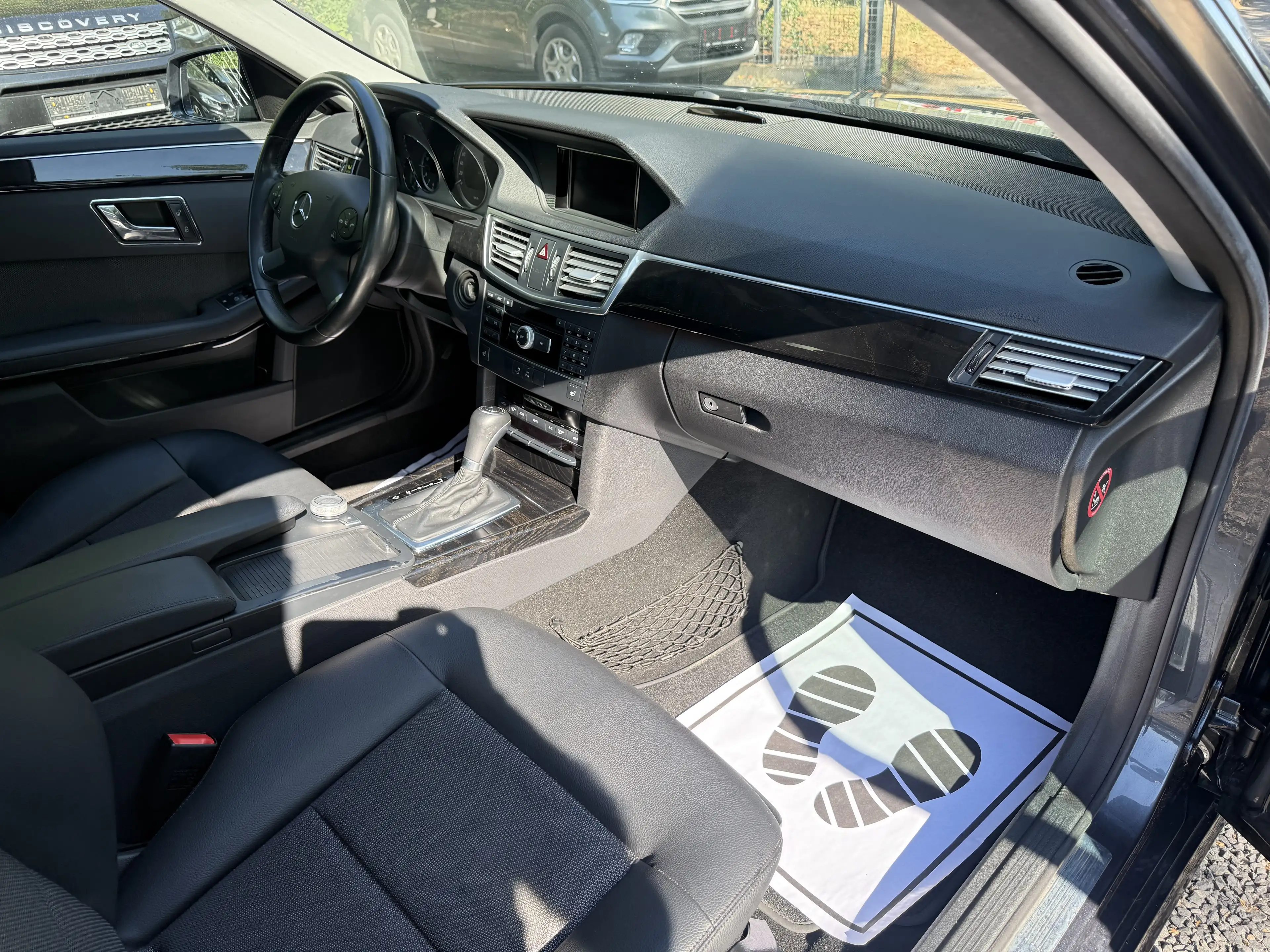 Mercedes-Benz E 250 E 250 CGI BlueEfficiency (212.047), Avangard — photo 8