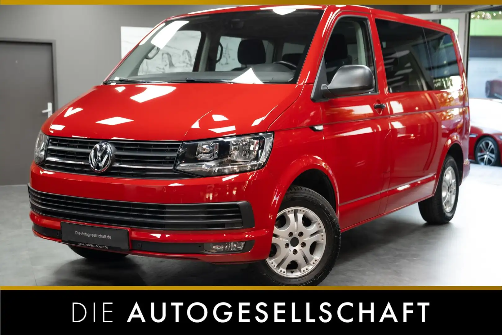 Volkswagen T6 Multivan Trendline 2.0 TSI*KLIMA*SHZ*AHK*1.HD* Červená - 1