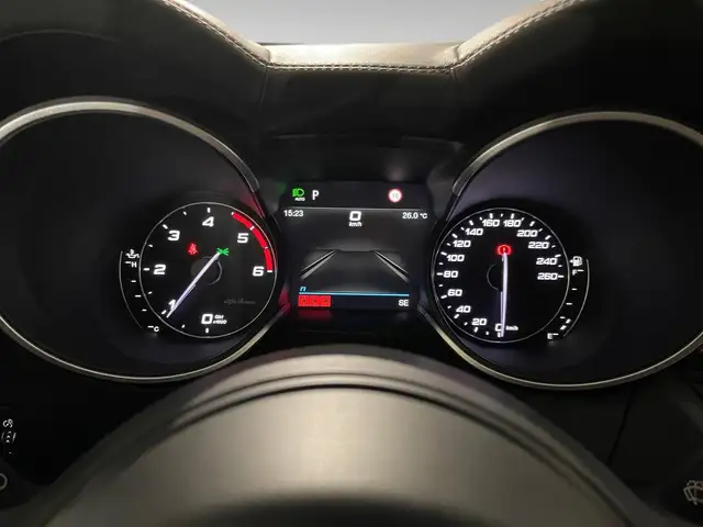 Alfa Romeo Stelvio view 2