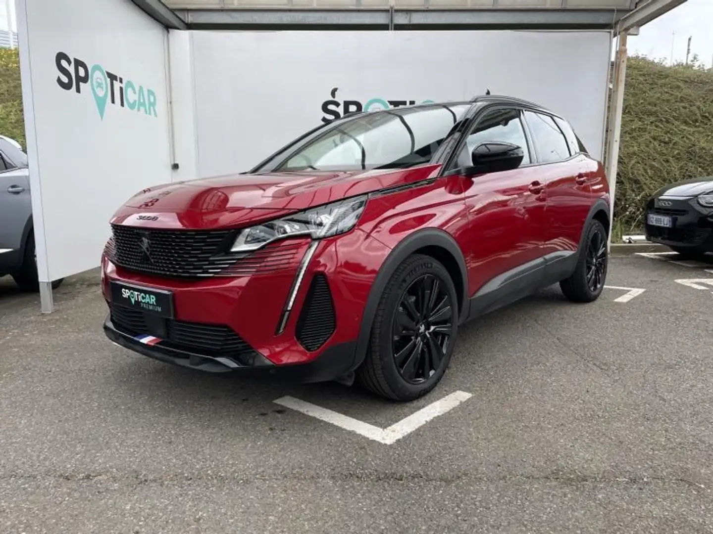 Peugeot 3008 1.6 PureTech 180ch S\u0026S GT Pack EAT8 Rouge - 1
