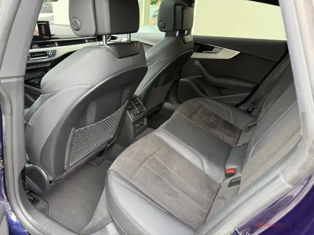 Audi S5 view 9
