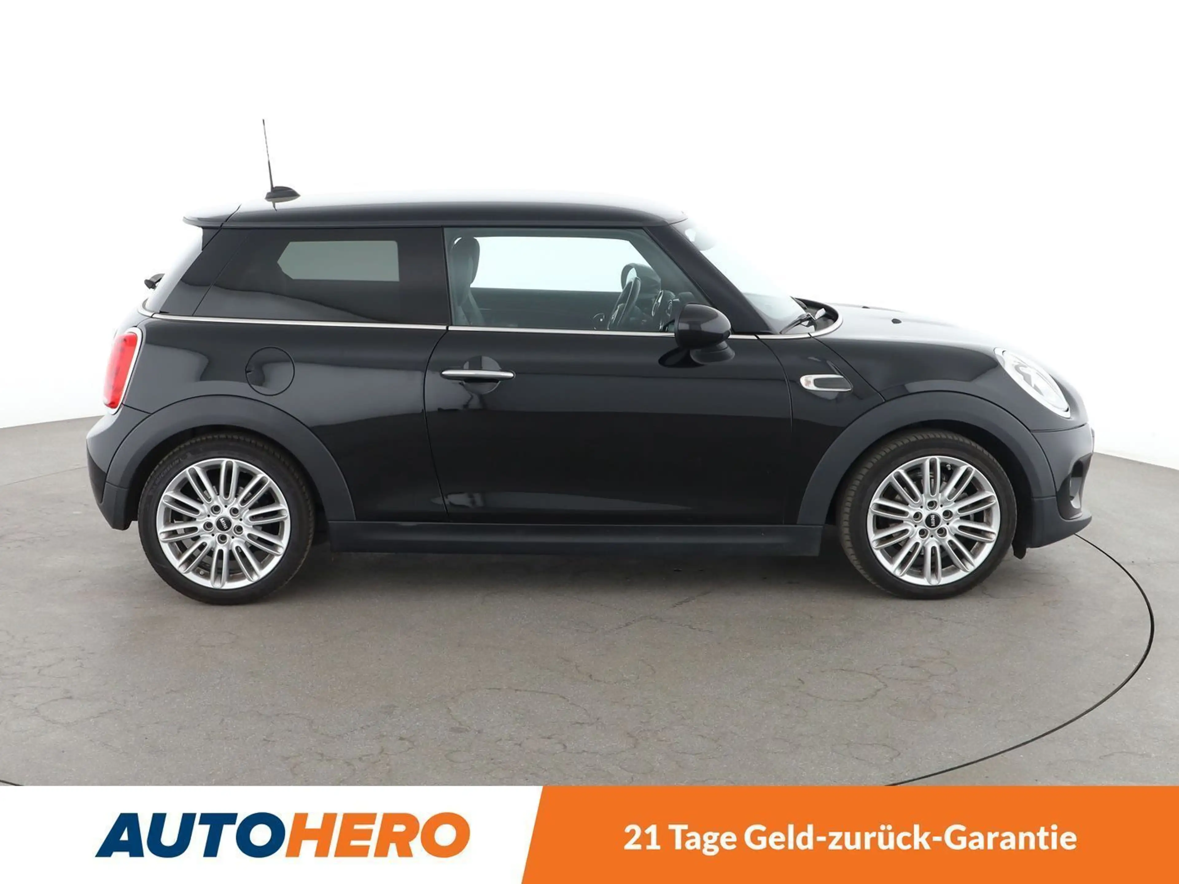 MINI Cooper D Cooper D *LED*TEMPO*SHZ*KLIMA* — photo 7