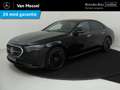 Mercedes-Benz E 400 e 4MATIC AMG Line Memory Seats / Keyless / 360 Cam Zwart - thumbnail 1
