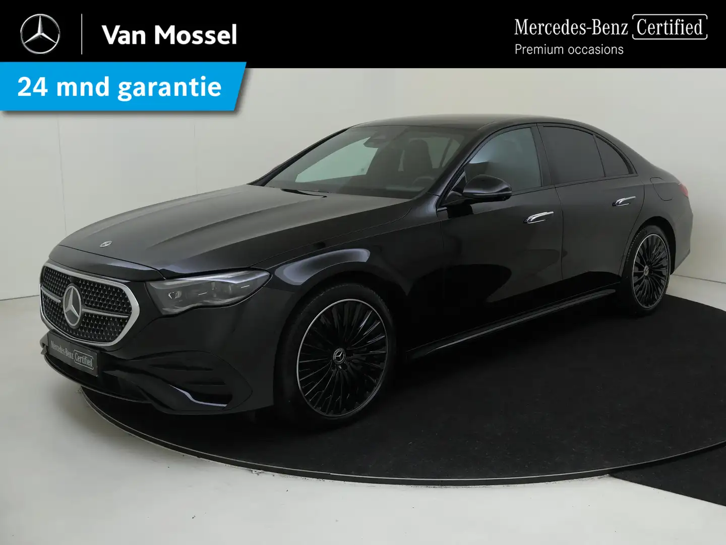 Mercedes-Benz E 400 e 4MATIC AMG Line Memory Seats / Keyless / 360 Cam Zwart - 1