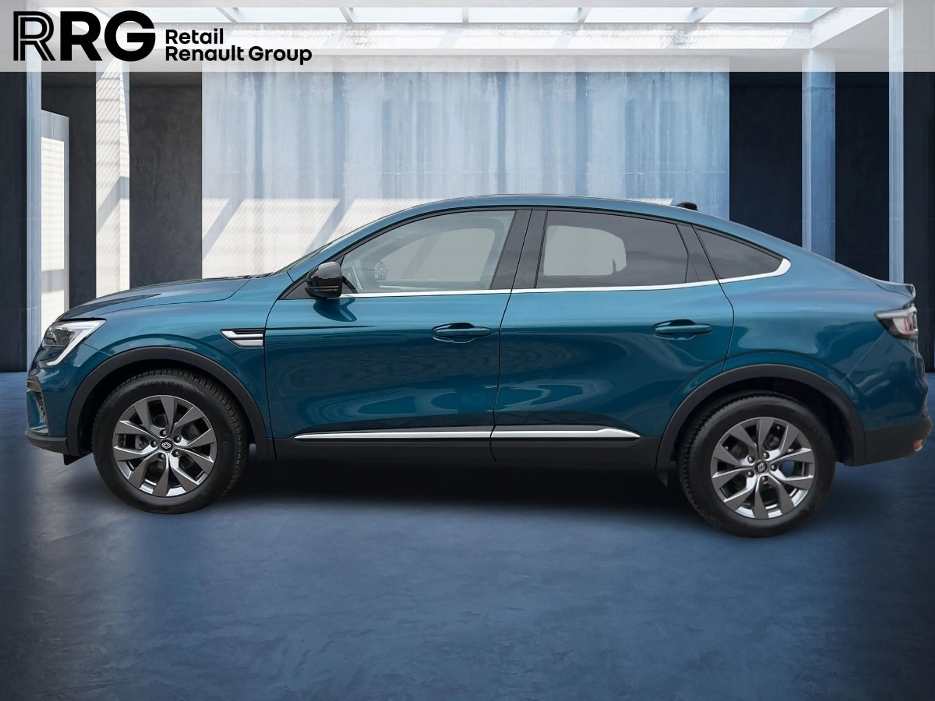 Renault Arkana TECHNO Mild Hybrid 140 EDC Apple CarPlay BT — photo 2
