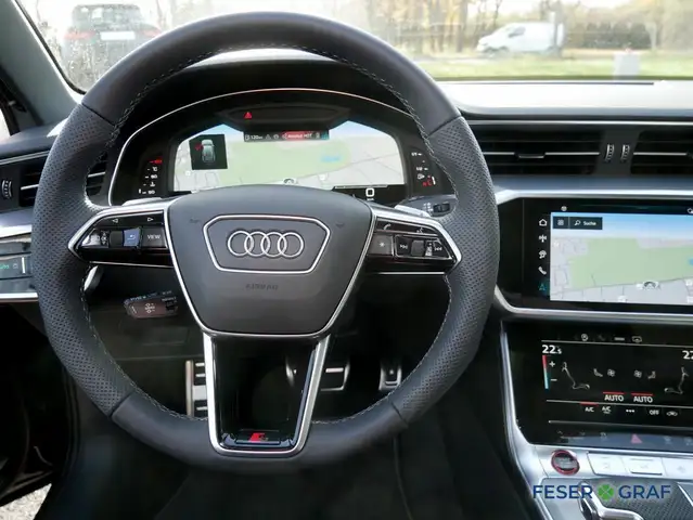Audi S6 view 10