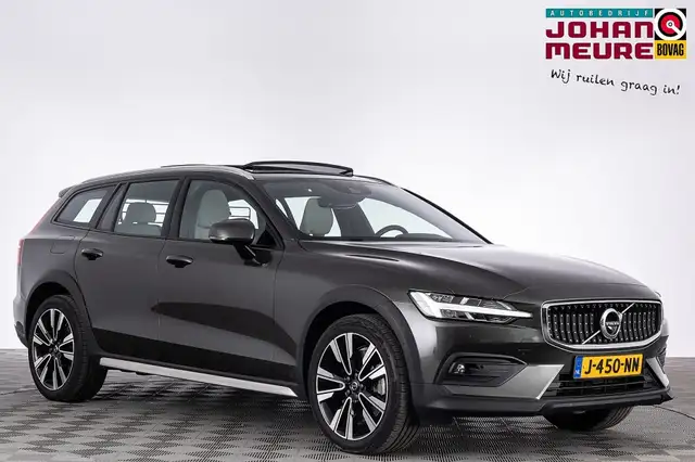 Volvo V60 Cross Country 2.0 B5 AWD Ultimate | PANORAMADAK | LEDER | Mild H