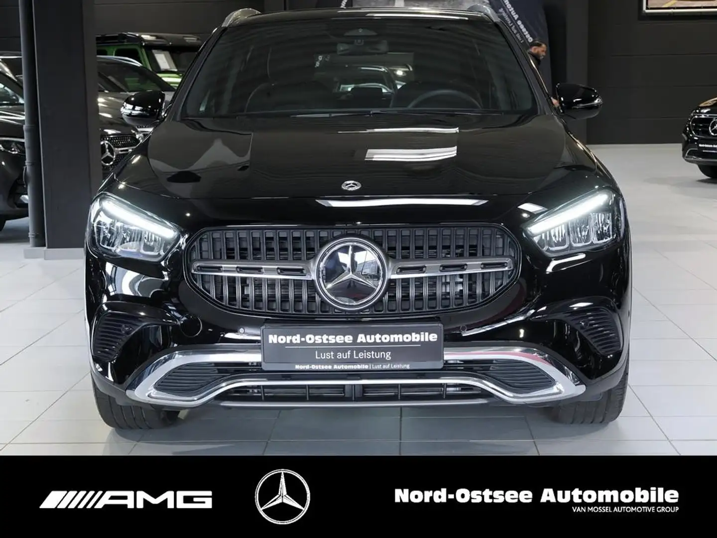 Mercedes-Benz GLA 200 d PRPGRESSIVE KAMERA LED MBUX Noir - 2
