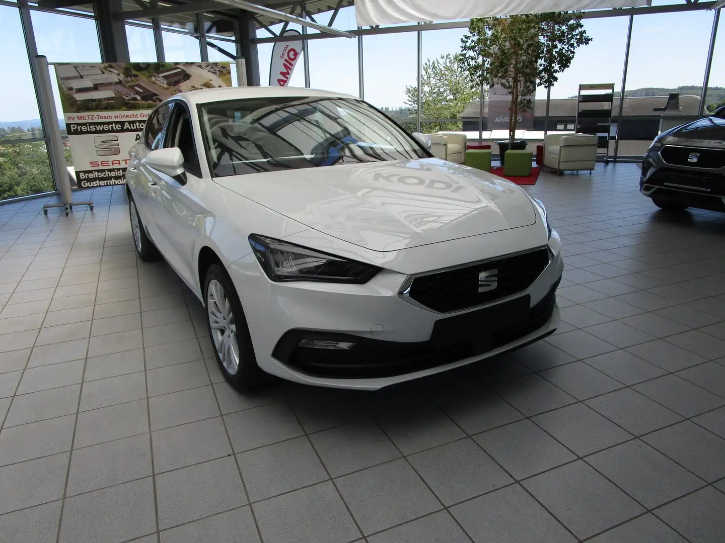 SEAT Leon Style 2.0 TDI 7-Gang DSG Weiß - 2