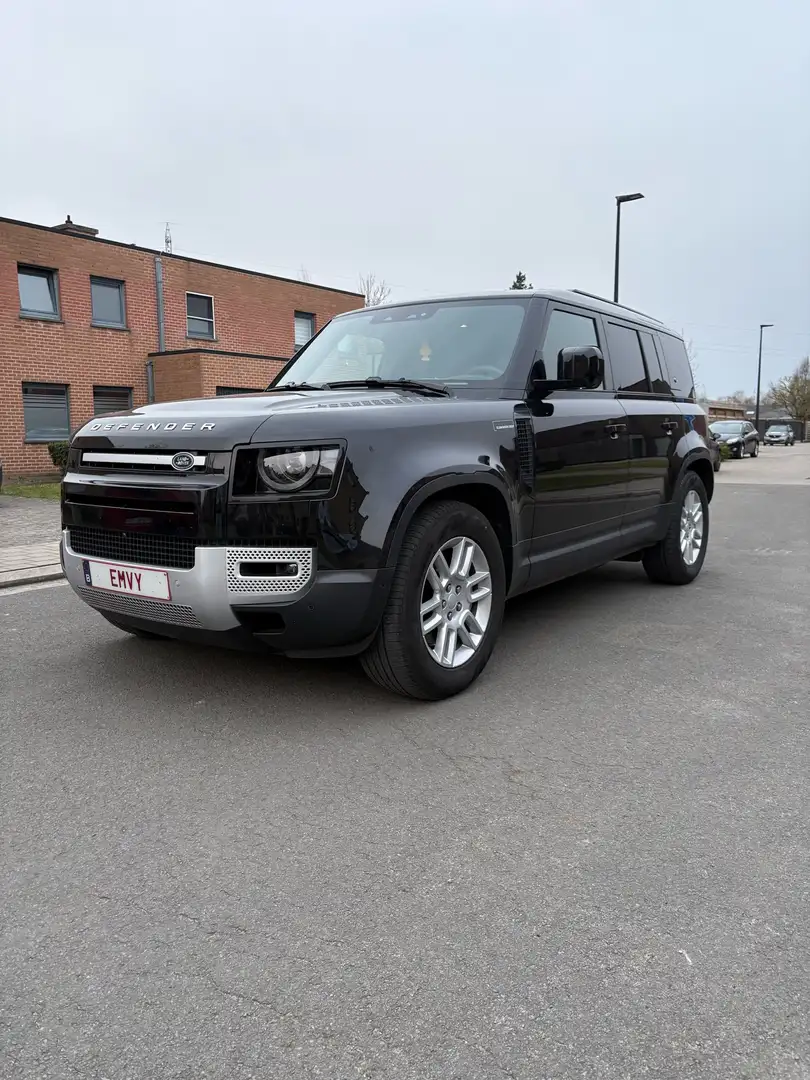 Land Rover Defender 110 D300 S - 2