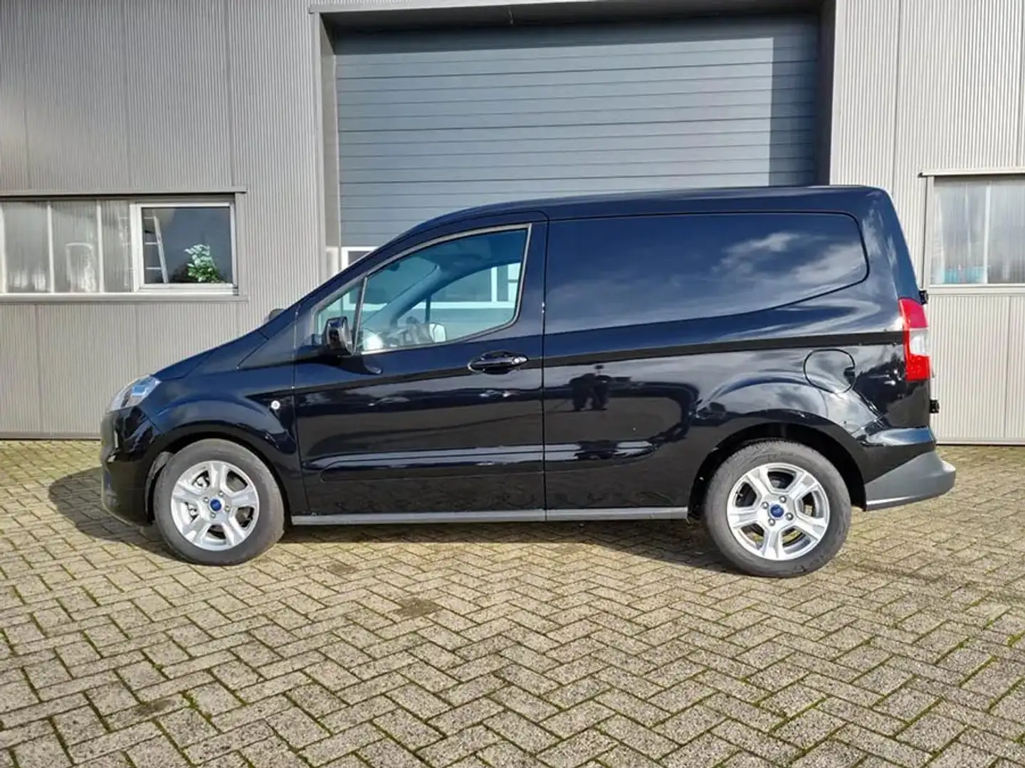 Ford Transit Courier Limited Noir - 2