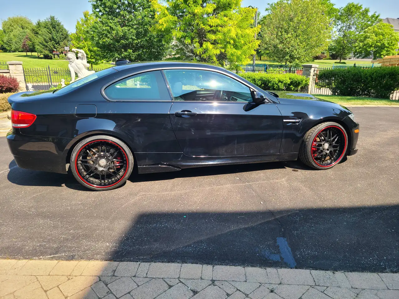 BMW 3 Series снимка BMW 3 Series