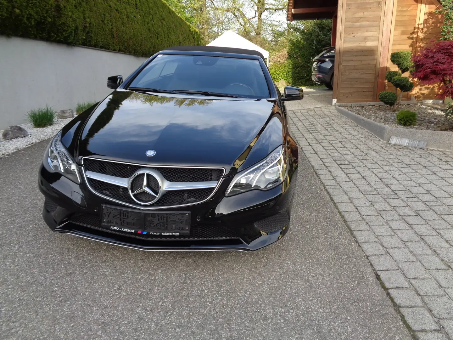 Mercedes-Benz E 250 E 250 CDI Aut. Cabrio Schwarz - 1