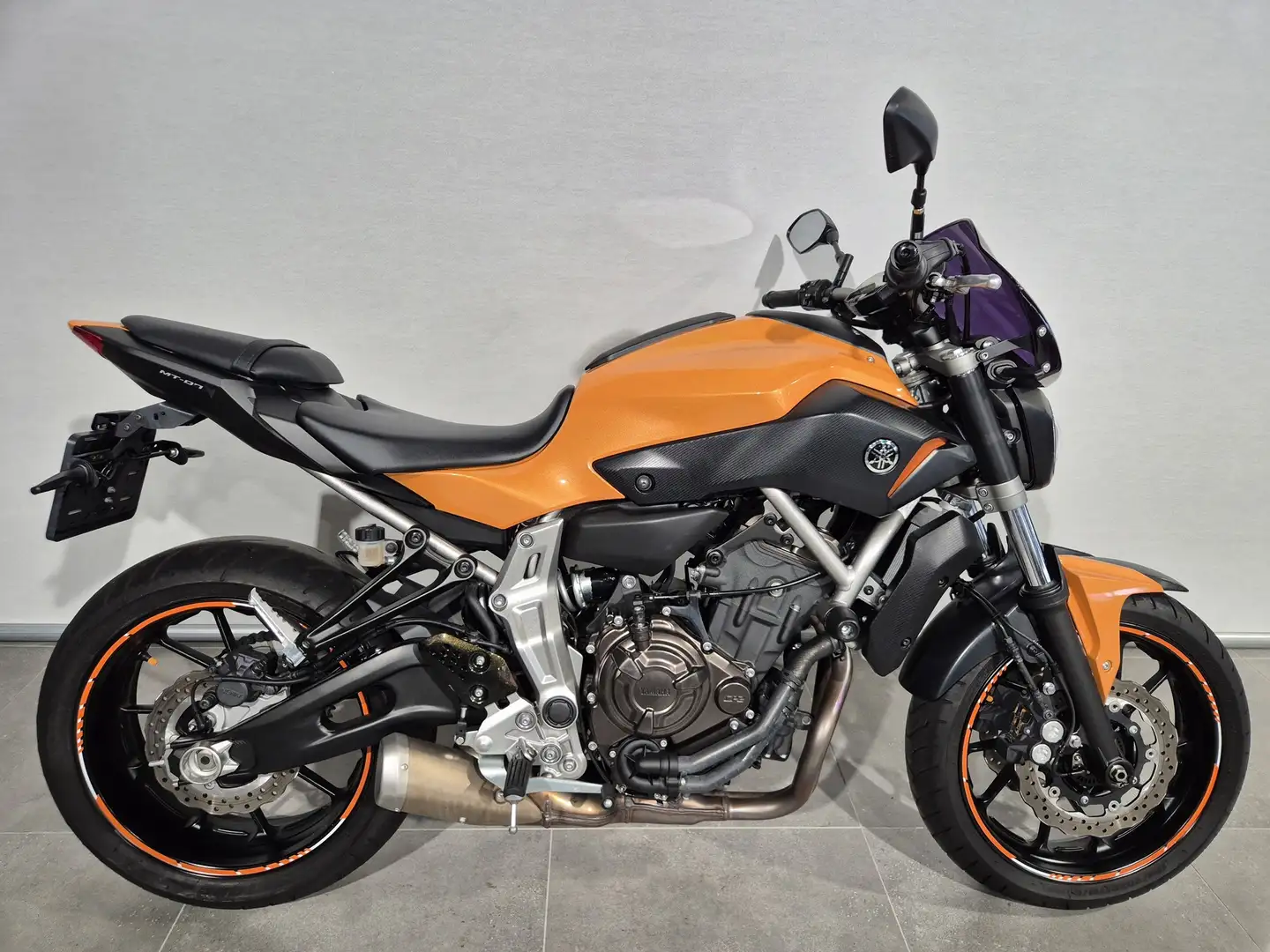Yamaha MT-07 ABS Oranje - 1