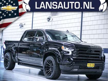 Chevrolet Silverado High Country Blacked Out | Trainhorn! | 1e eigenaa