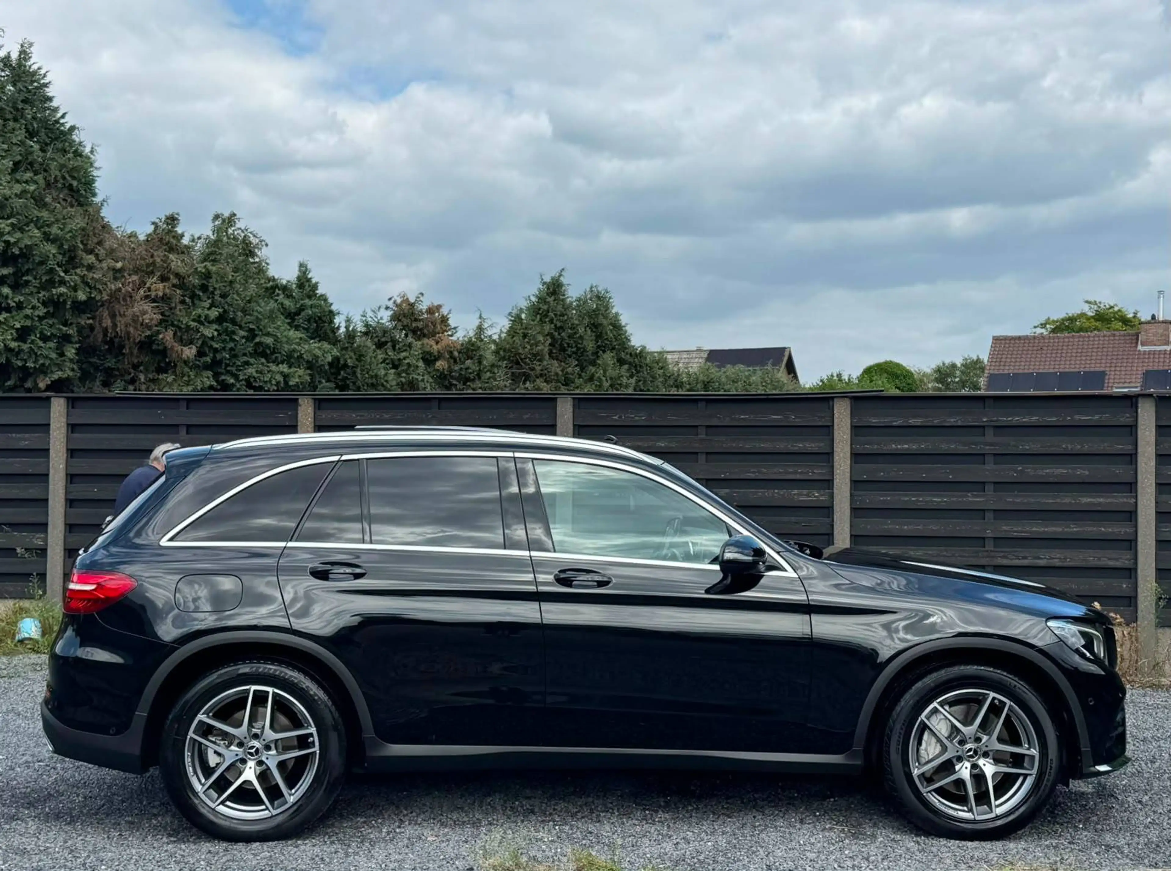 Mercedes-Benz GLC 250 4MATIC*PANO*CAMERA*ZETELVERW*LEER*ELEK.KLEP*ELEK.ZETELS — photo 4
