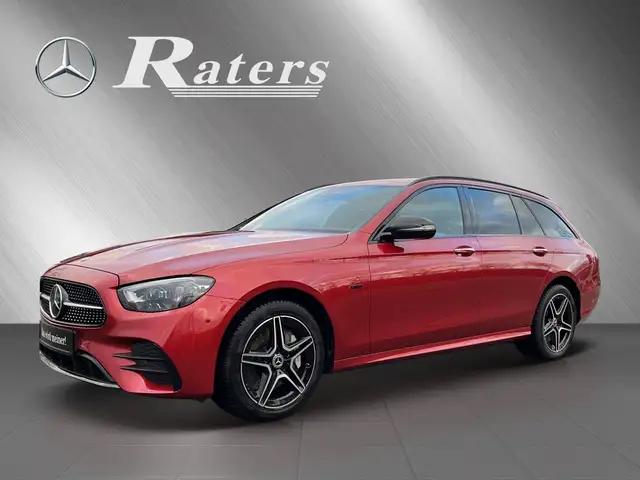 Mercedes-Benz E 300 de T Modell (BM 213)