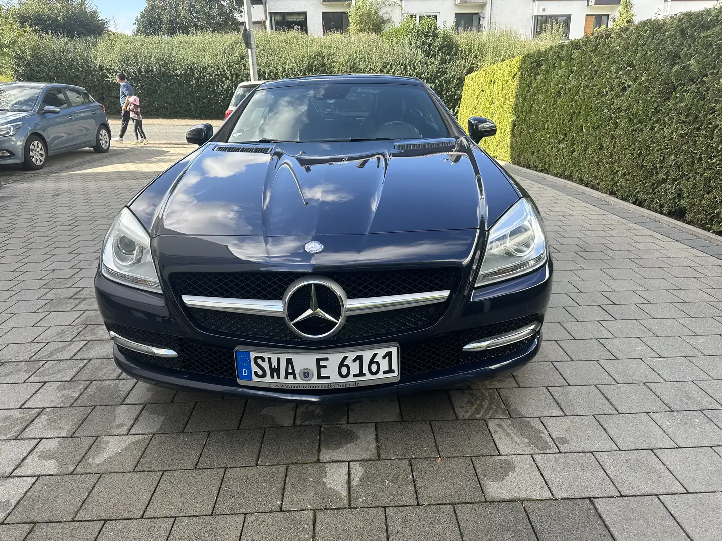 Mercedes-Benz SLK 200 (BlueEFFICIENCY) - 1