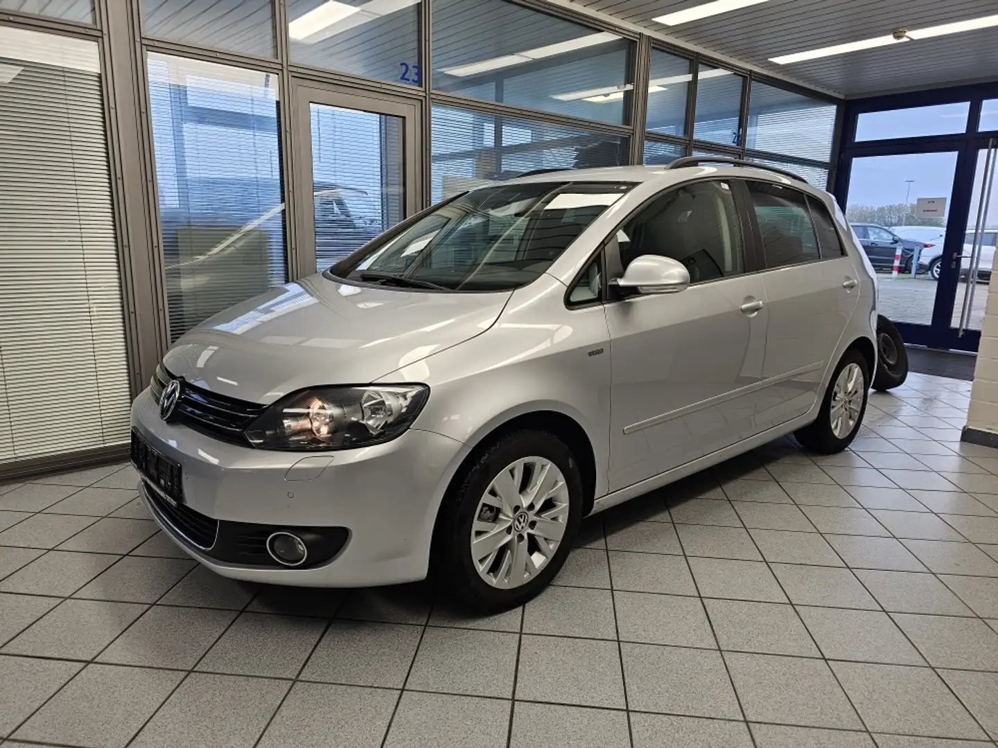 Volkswagen Golf Plus Life Navi,PDC,Sitzheizung,Alufelgen Silber - 2