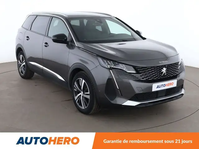 Peugeot 5008 view 8