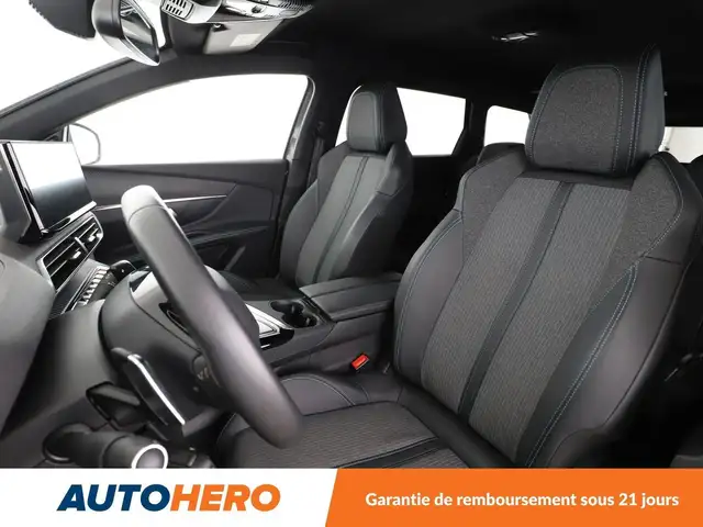 Peugeot 5008 view 10