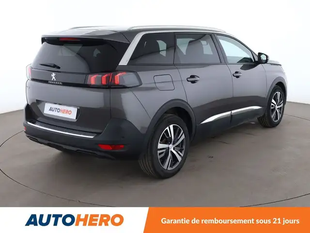 Peugeot 5008 view 6