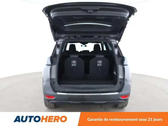 Peugeot 5008 view 16