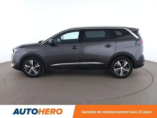 Peugeot 5008 view 3