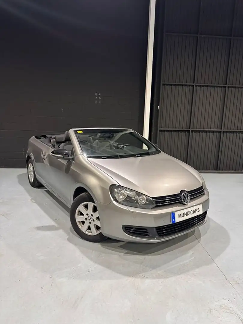 Volkswagen Golf Cabrio 1.4 TSI 122 Gris - 2