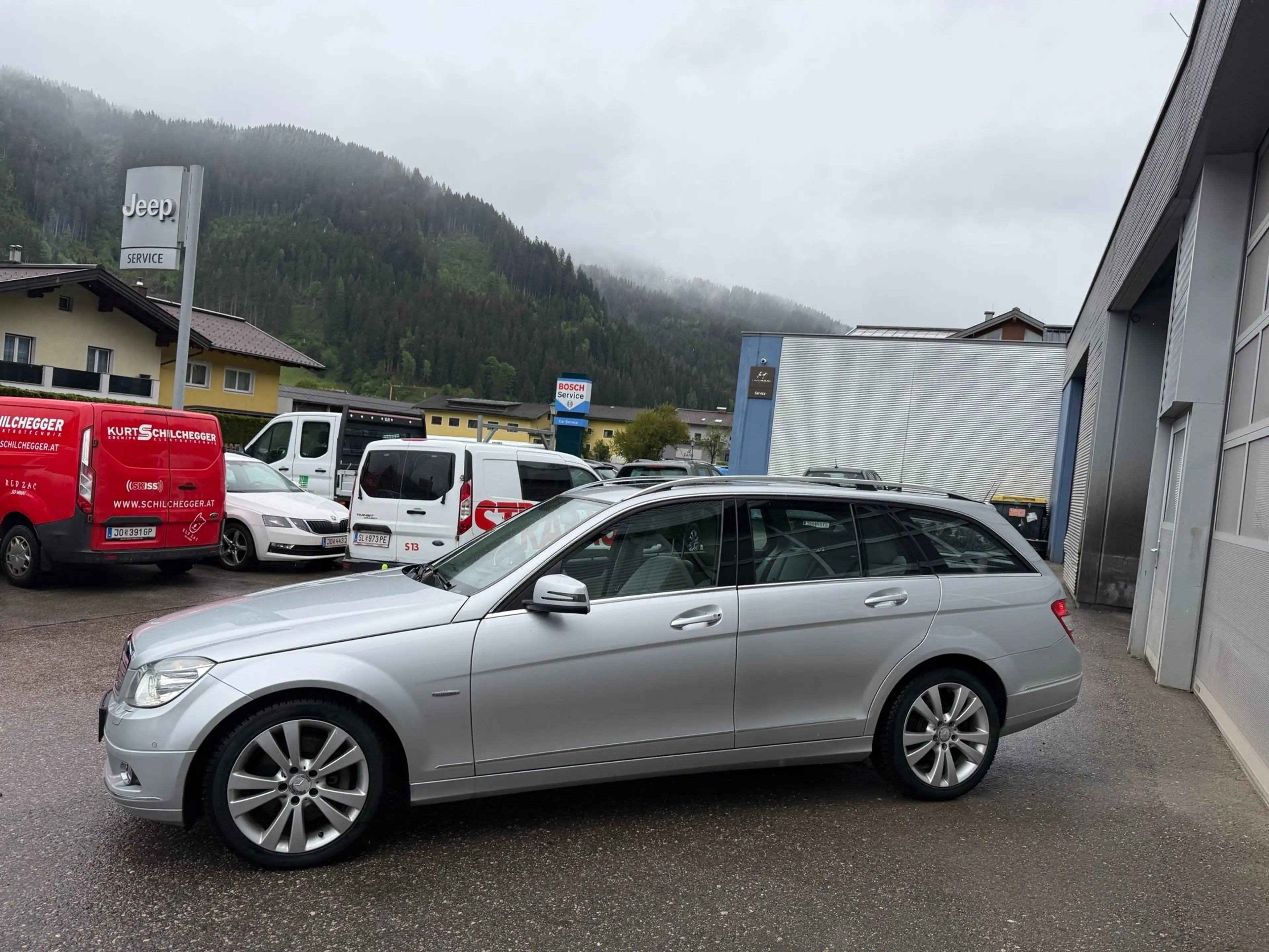 Mercedes-Benz C 350 C 350 T Eleg. 4MATIC CDI Aut. Elegance — photo 4