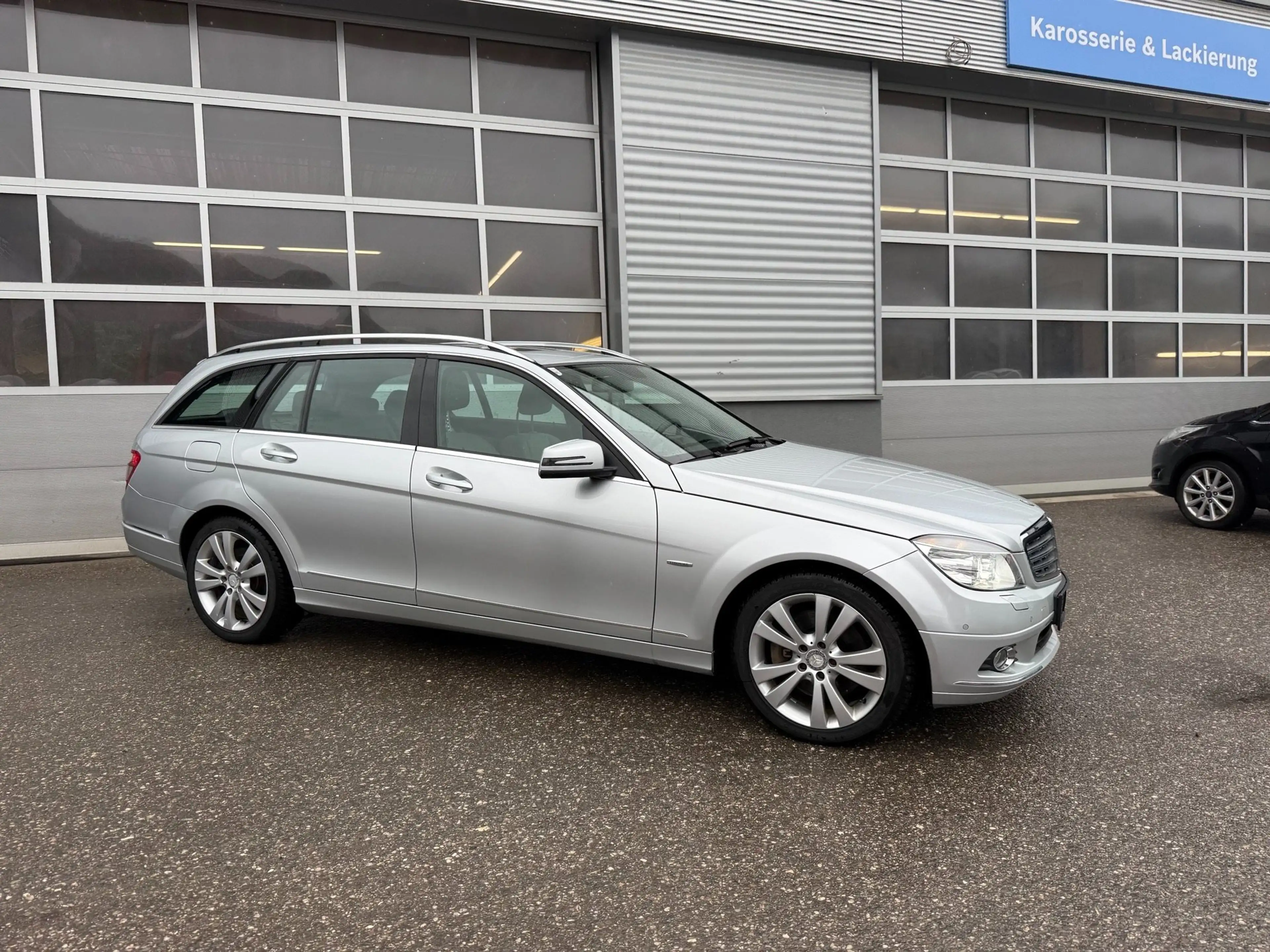 Mercedes-Benz C 350 C 350 T Eleg. 4MATIC CDI Aut. Elegance — photo 3