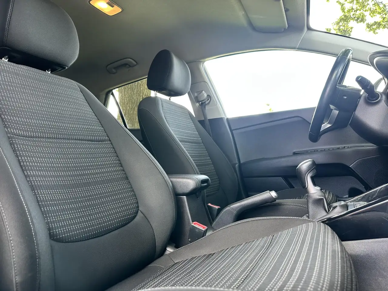 Kia Stonic 1.0 T-GDi DynamicPlusLine, миниатюра 26
