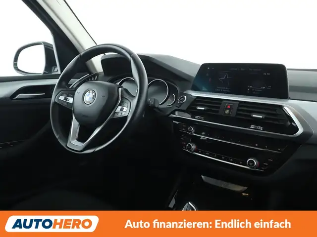 BMW X3 view 13