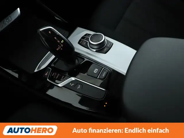 BMW X3 view 24