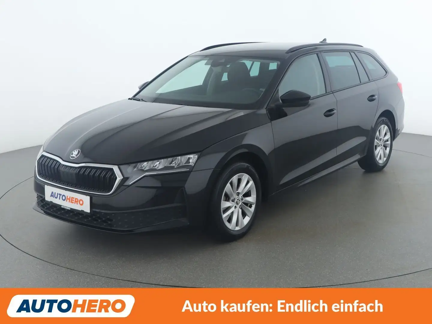 Skoda Octavia 2.0 TDI Essence Schwarz - 1