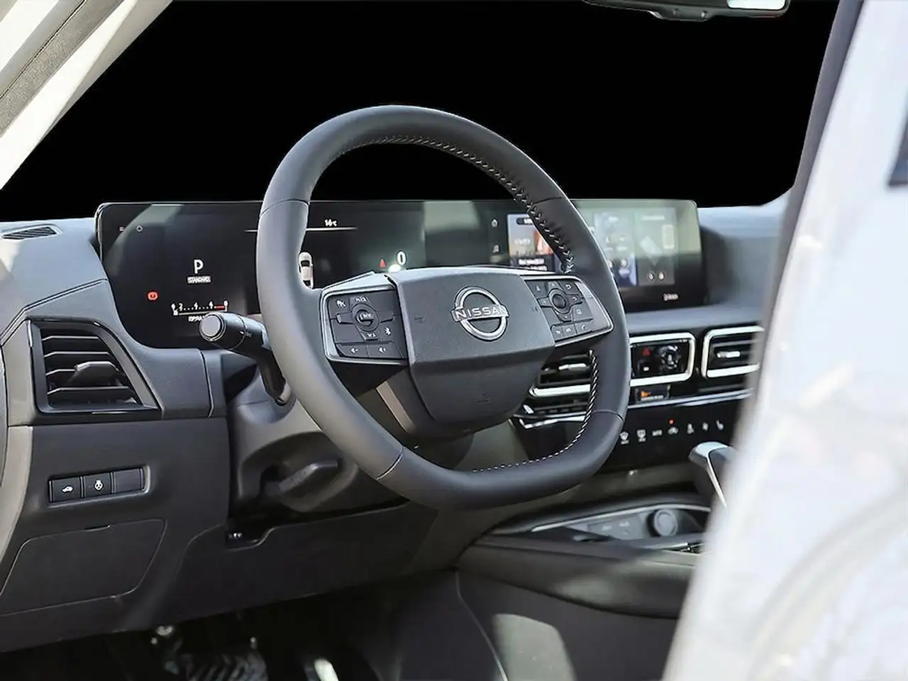 Nissan Sentra снимка Nissan Sentra