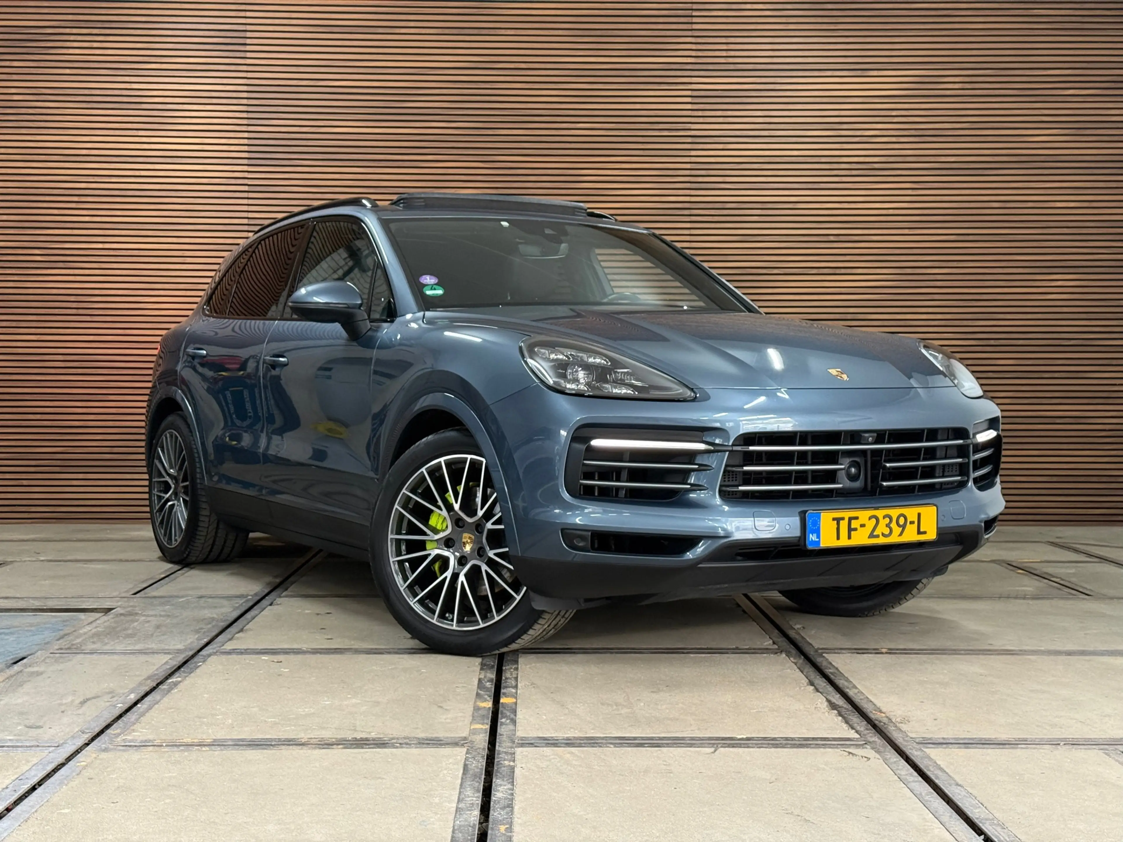 Porsche Cayenne 3.0 E-Hybrid | Full Option | Vierwielbesturing | P — photo 11