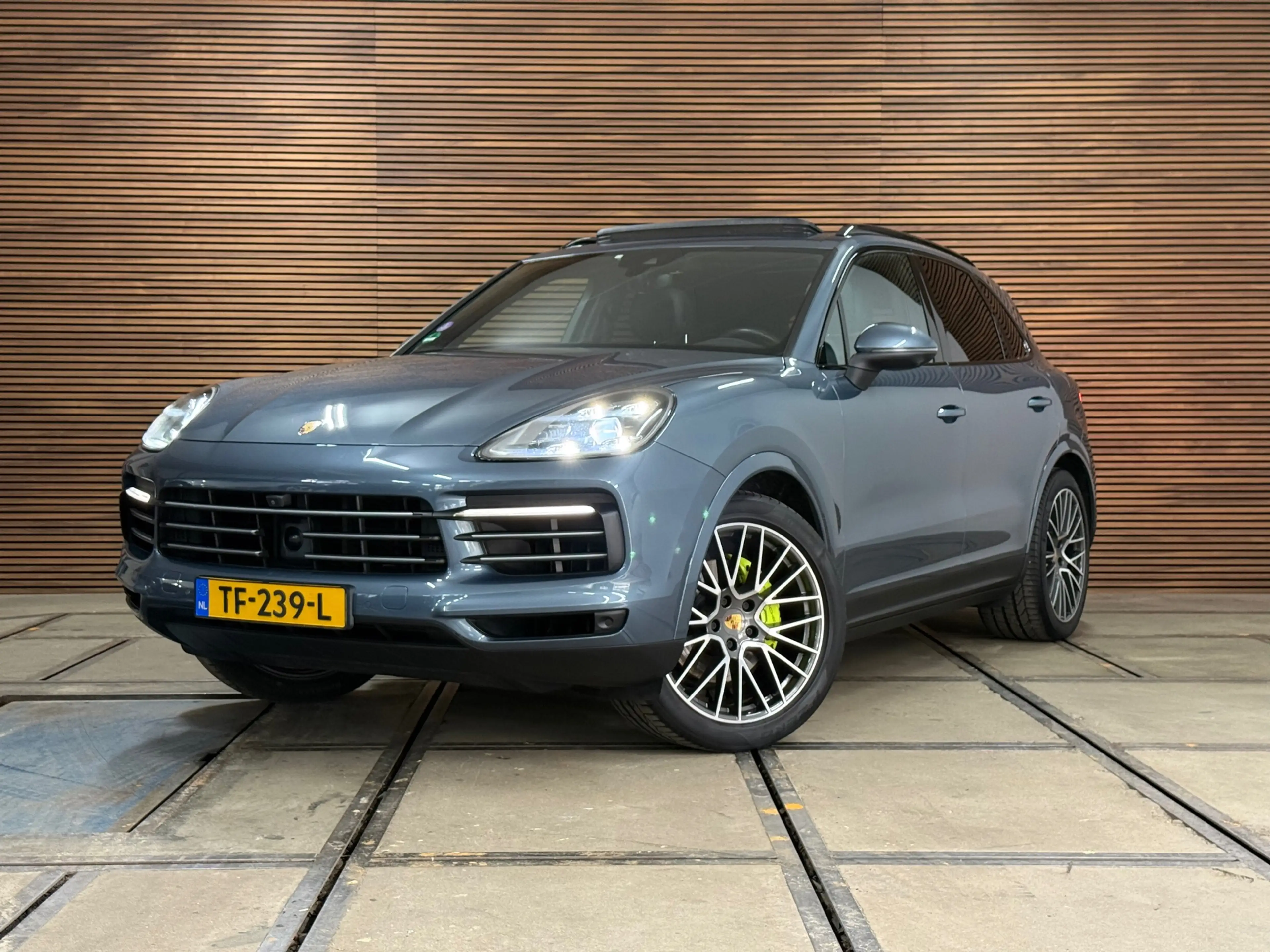 Porsche Cayenne 3.0 E-Hybrid | Full Option | Vierwielbesturing | P — photo 10