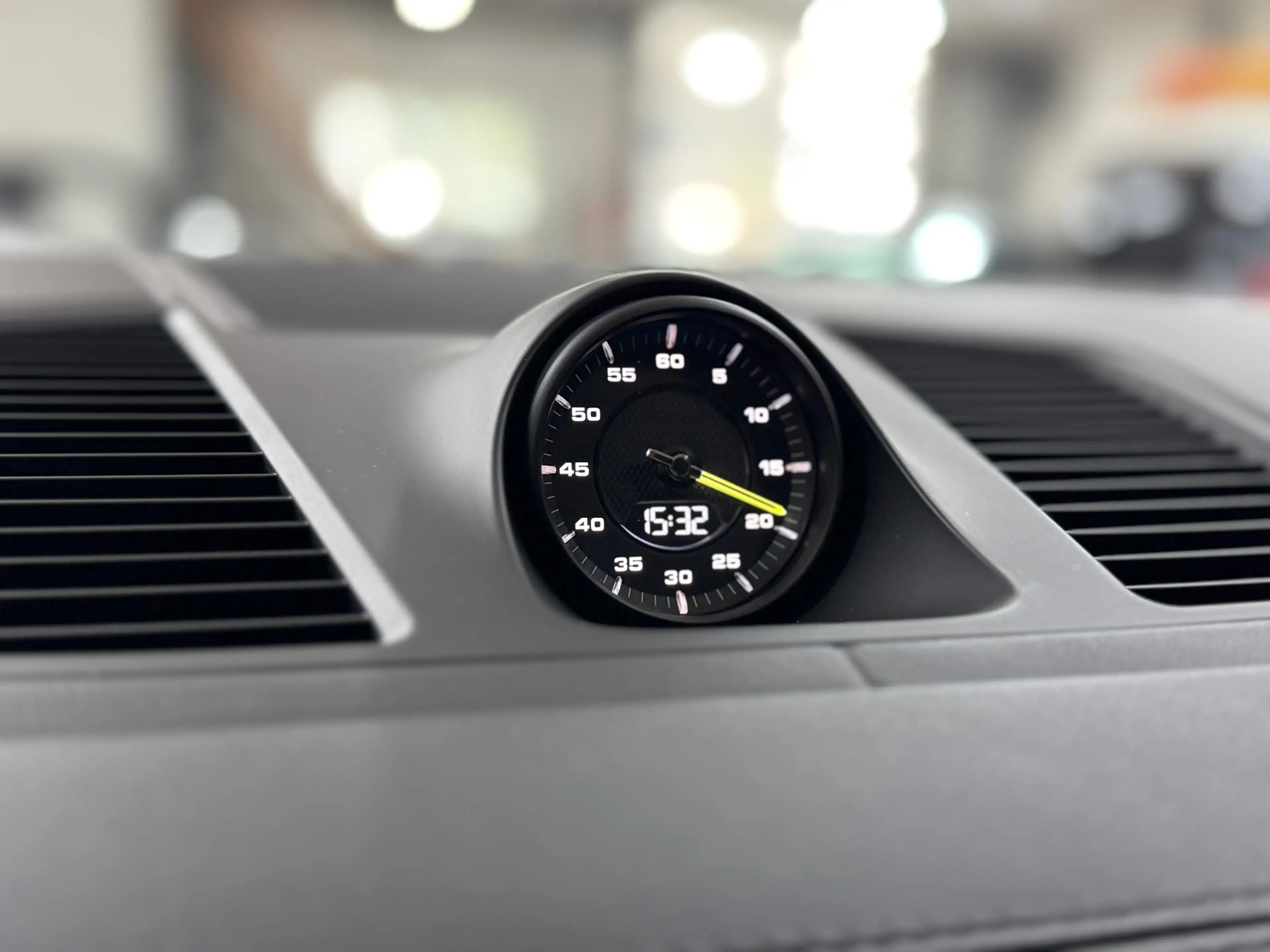 Porsche Cayenne 3.0 E-Hybrid | Full Option | Vierwielbesturing | P — photo 9