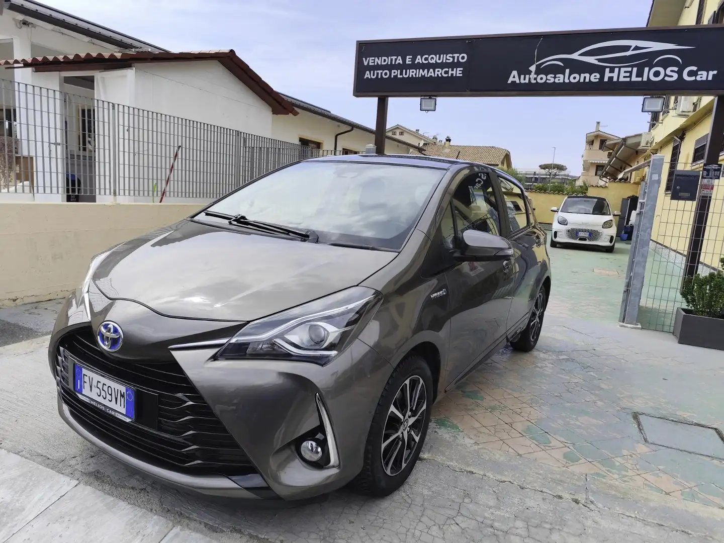 Toyota Yaris 5p 1.5h Active my18 GARANZIA TOYOTA Bronze - 1
