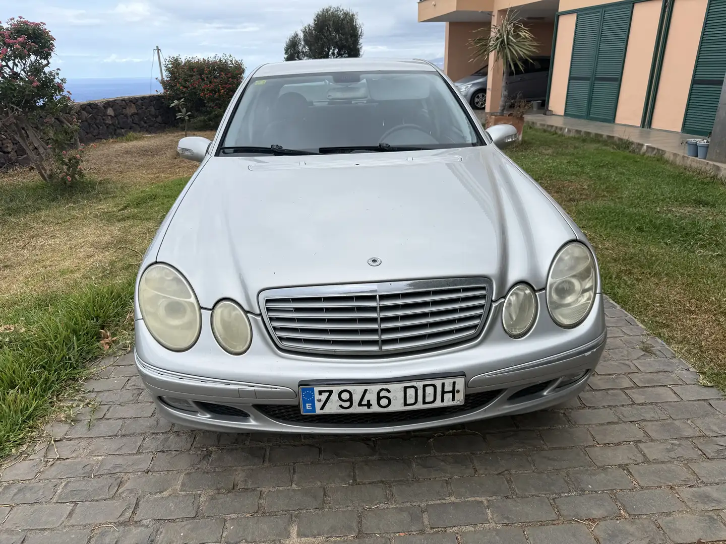 Mercedes-Benz E 270 CDI - 1