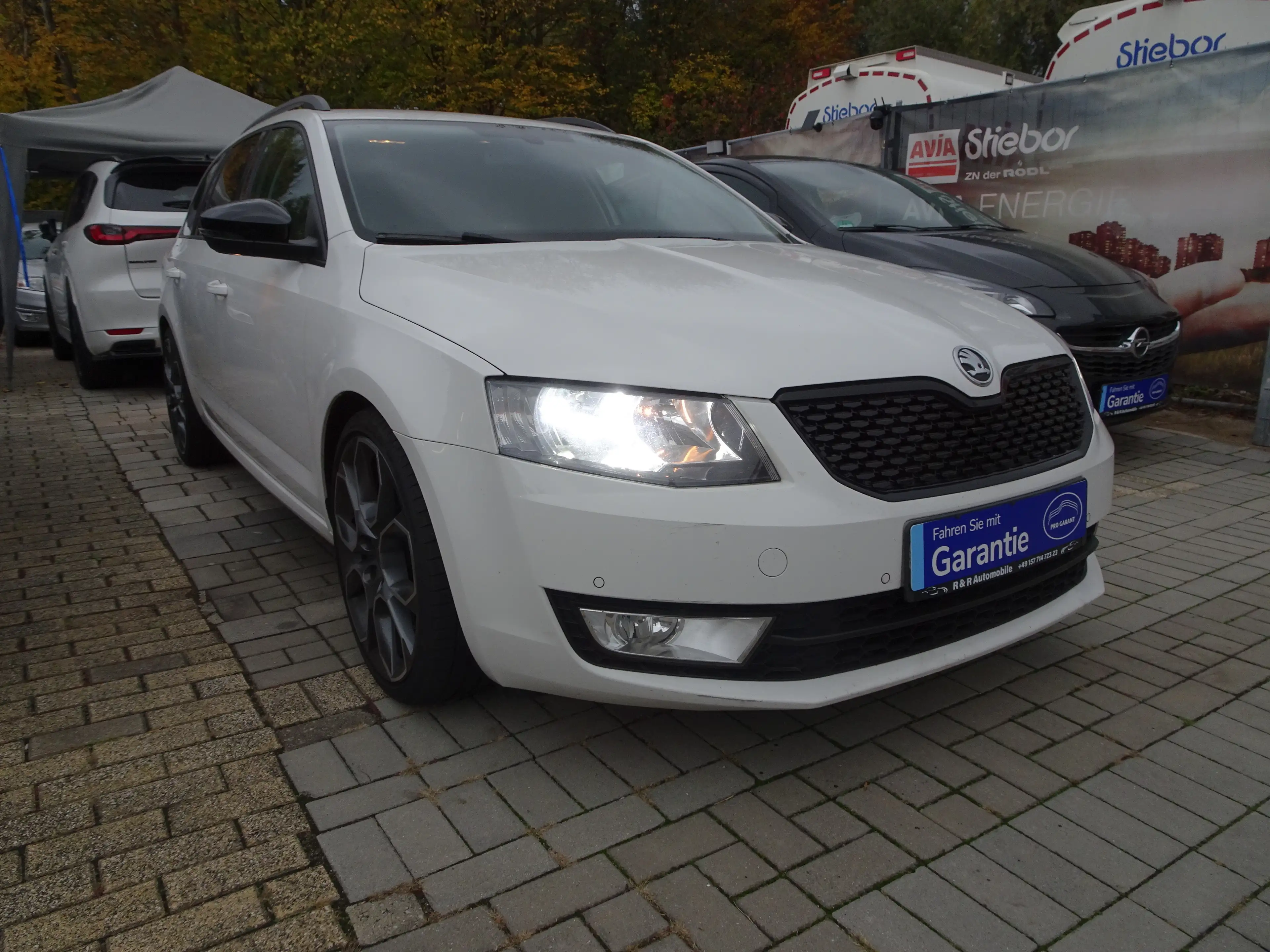 Skoda Octavia Ambition-1 hand-SHG.Tüv Neu-Navi-Tempo-PDC-SHZ-Klima-175tkm-Top 1A-USW..