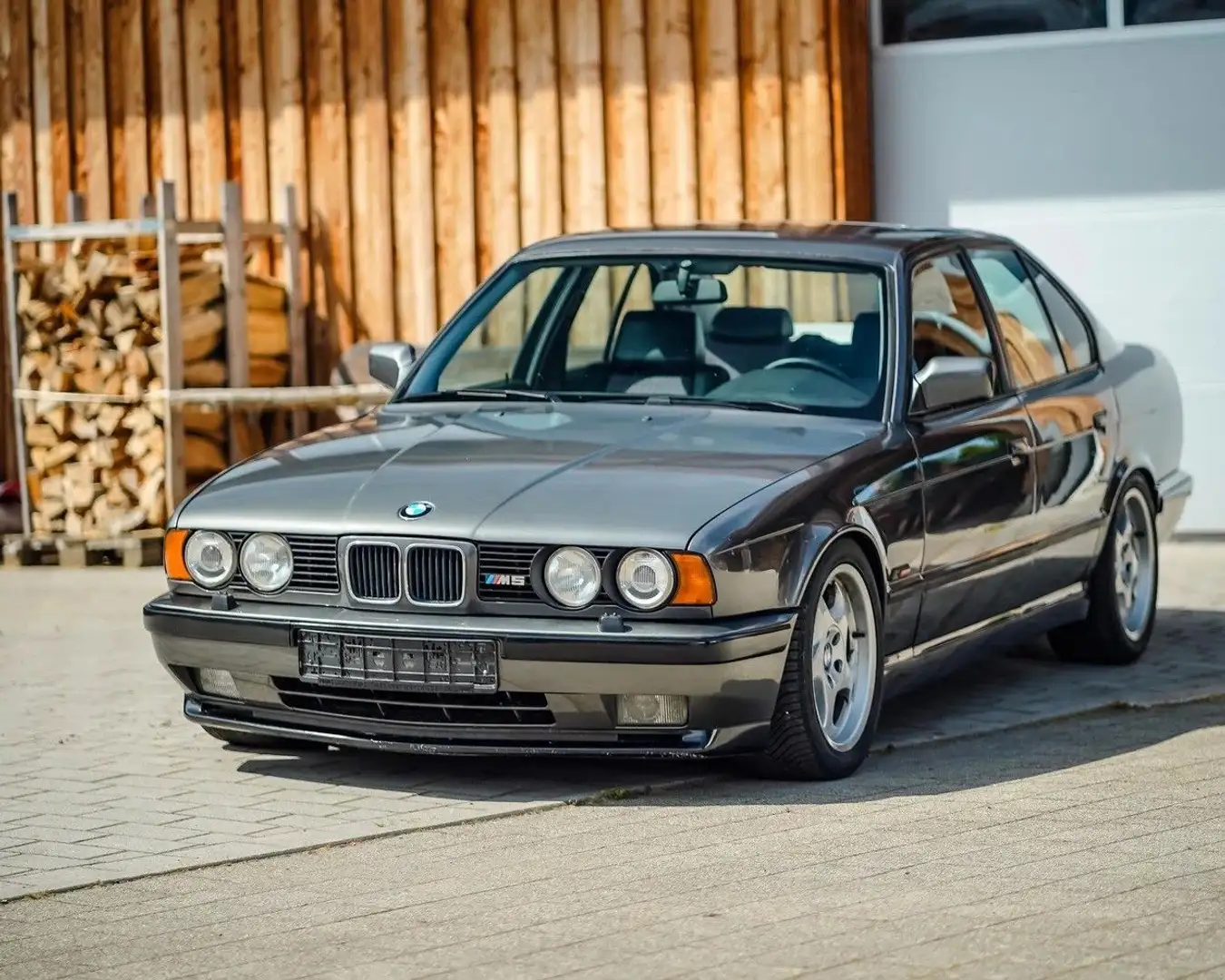 BMW M5 E34 Gris - 1