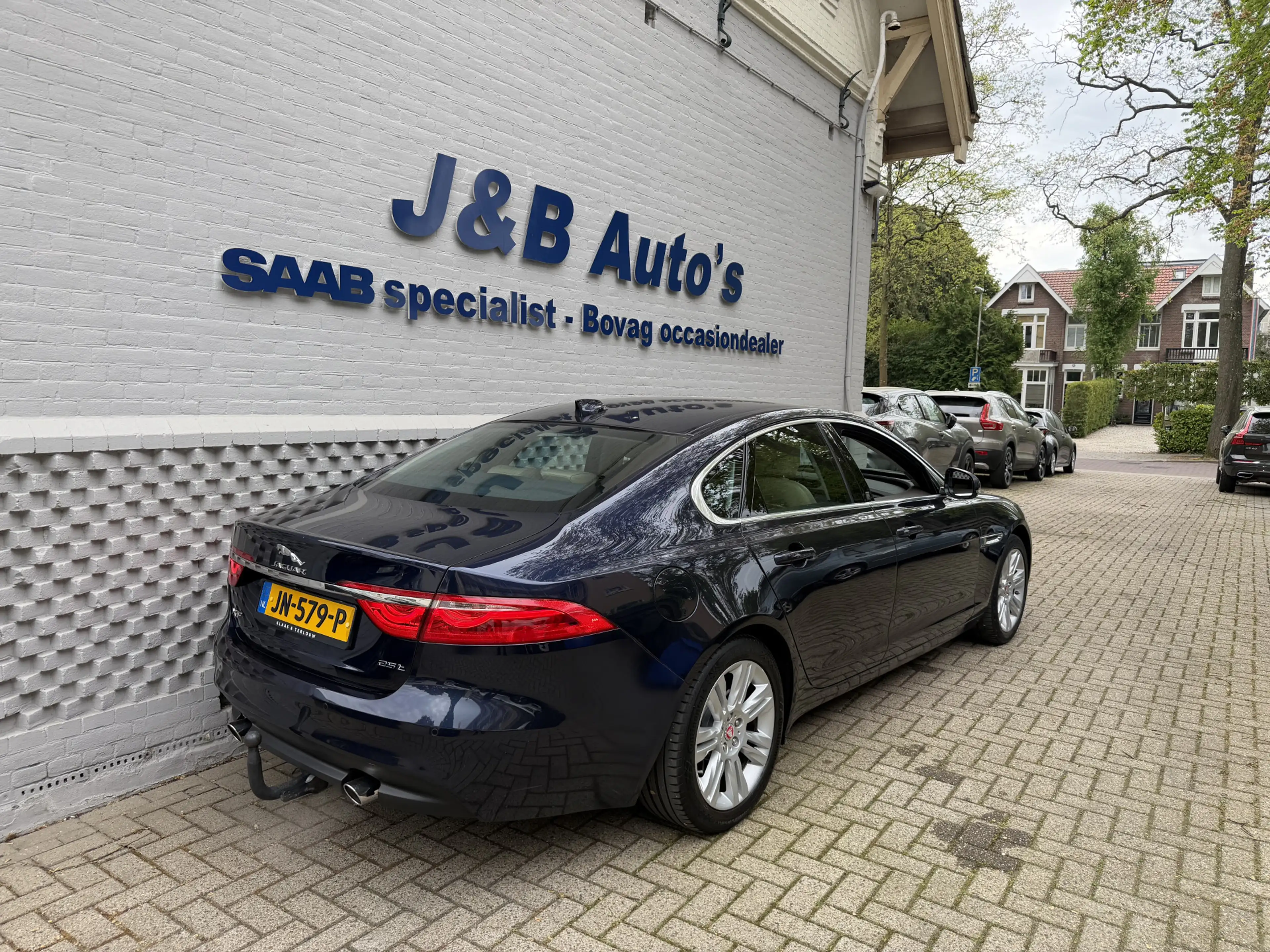 Jaguar XF 2.0 Navigatie Leer NL auto Stuur en stoel verwarmi — photo 11