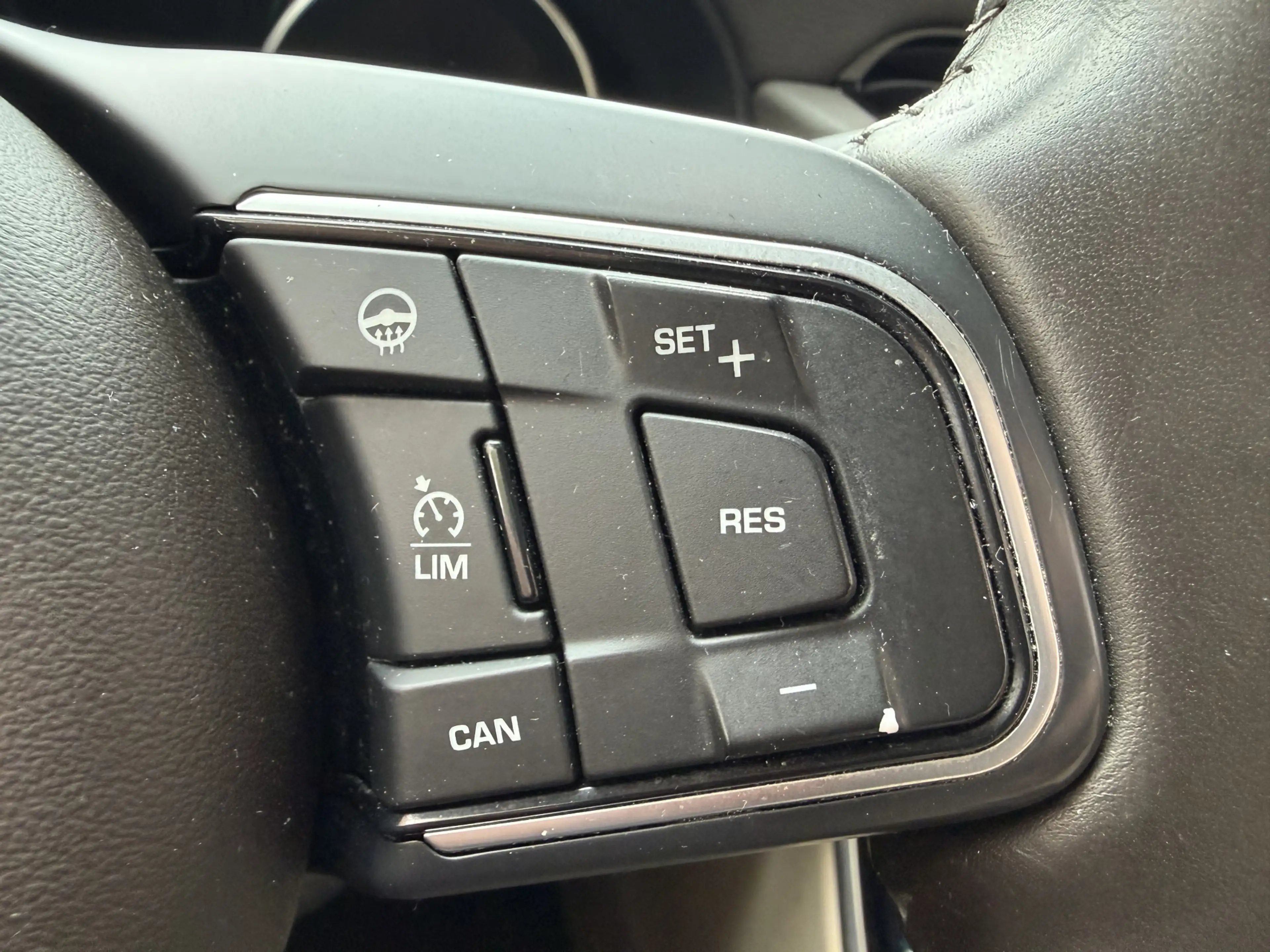 Jaguar XF 2.0 Navigatie Leer NL auto Stuur en stoel verwarmi — photo 25