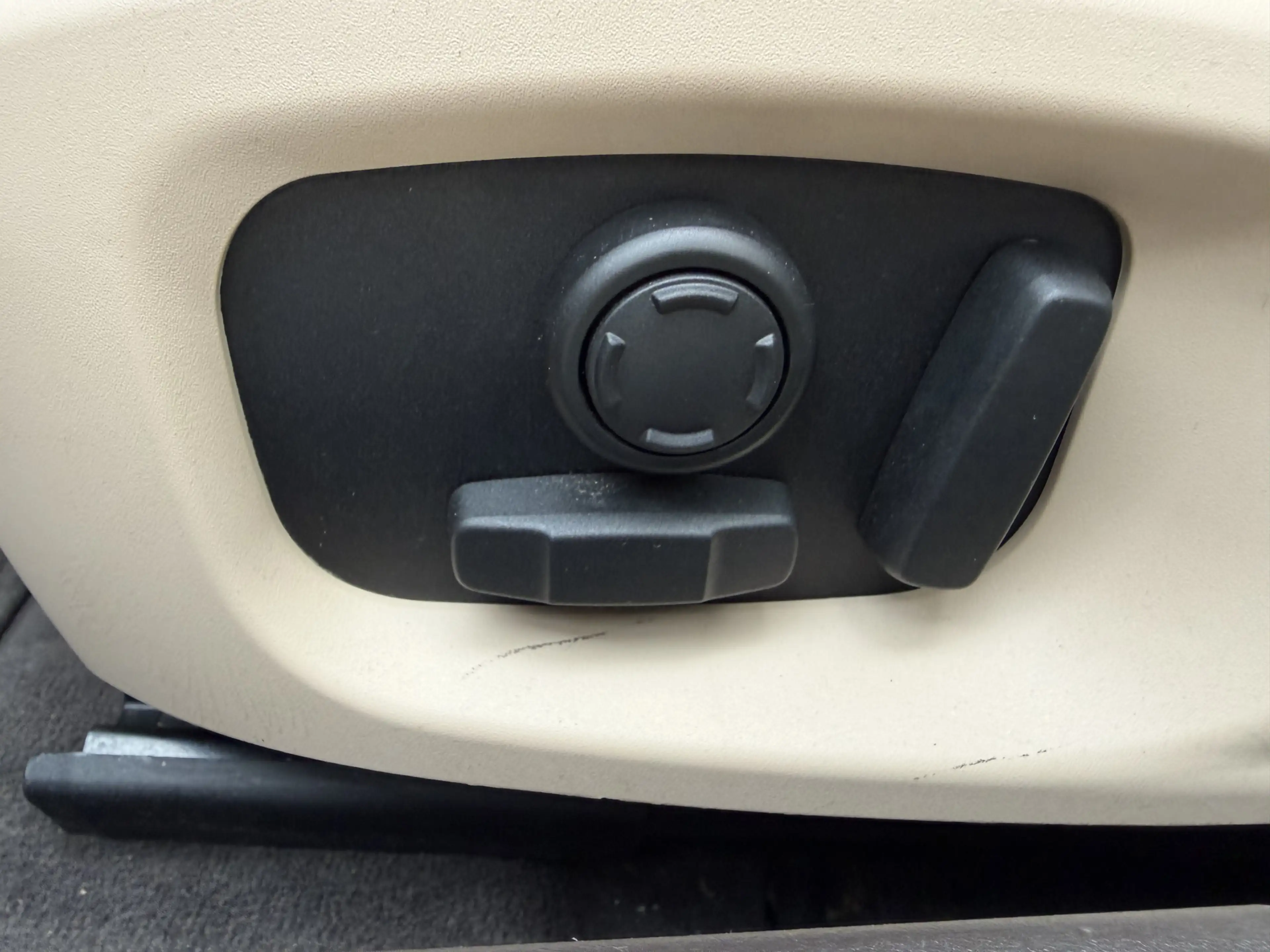 Jaguar XF 2.0 Navigatie Leer NL auto Stuur en stoel verwarmi — photo 18