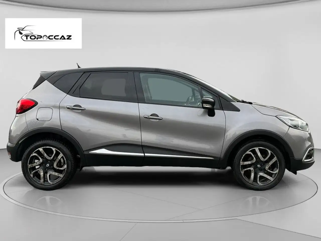 Renault Captur — photo 6