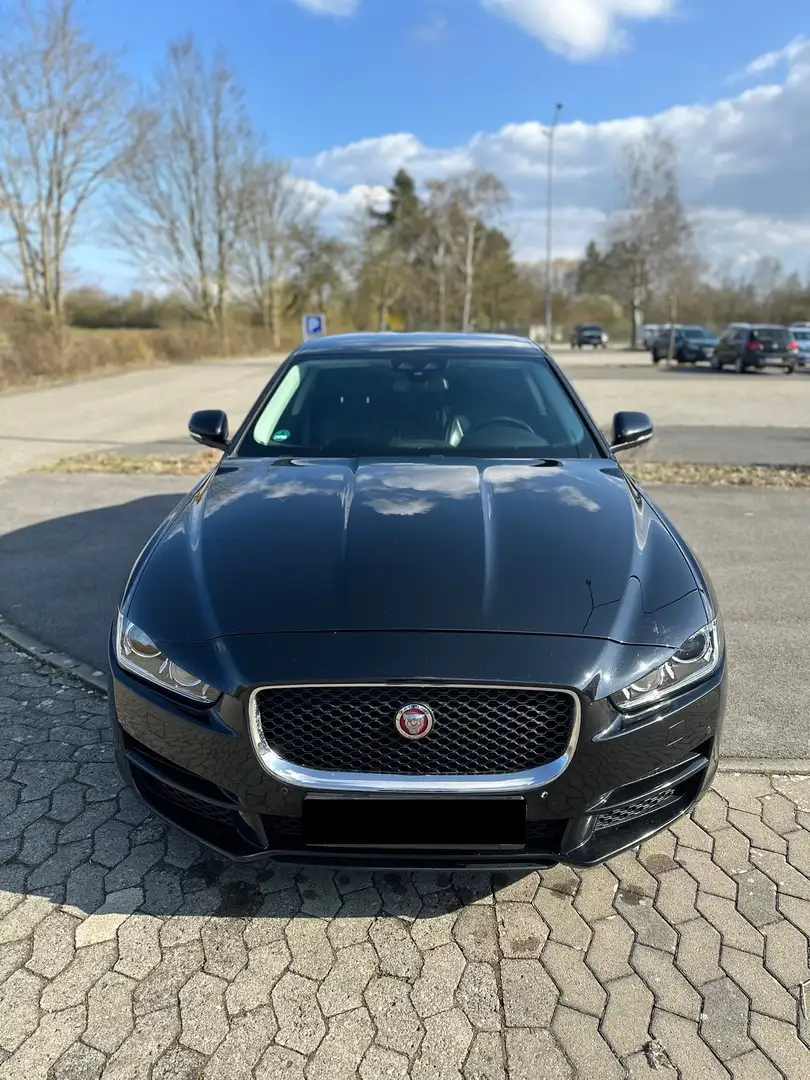 Jaguar XE Prestige AWD *TÜV NEU* Schwarz - 2