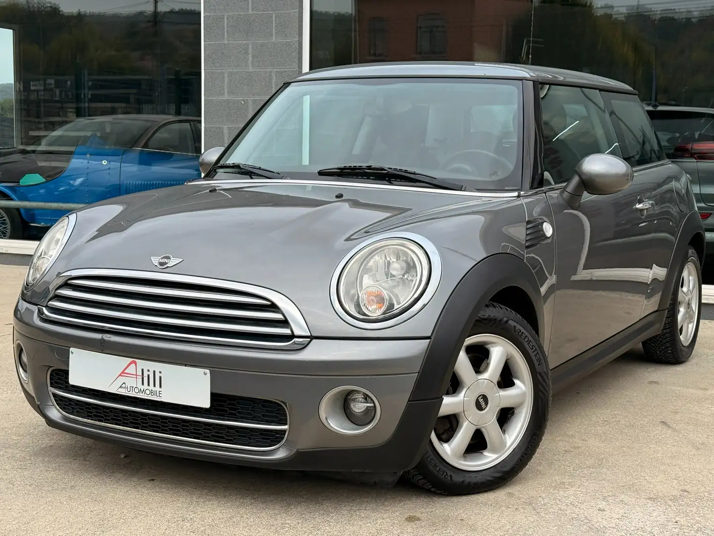 MINI One D Mini 1.6 D One**Prêt a Immatriculé**Airco** Gris - 1